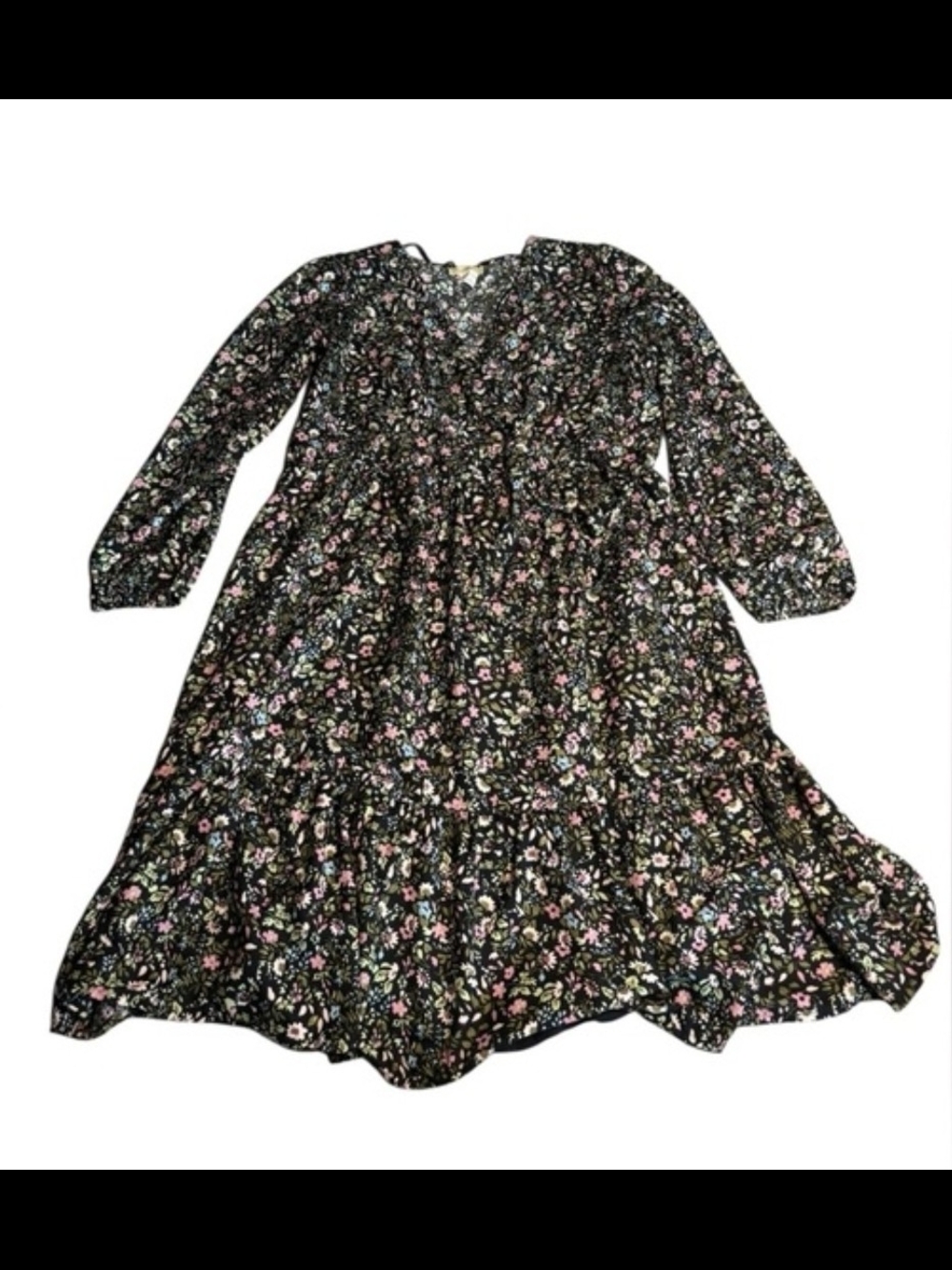 Floral Midi Dress with Tiered Skirt and Long Sleeves - Black Size Large